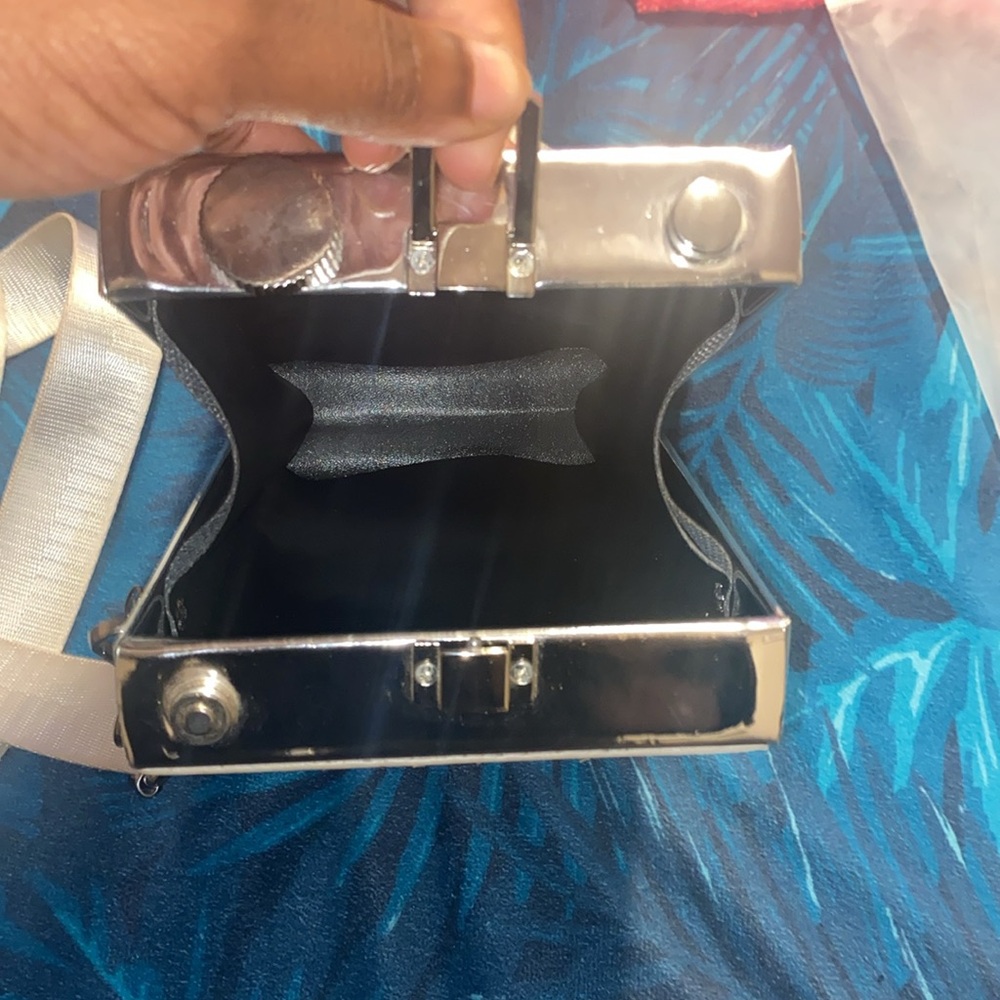 Camera Purse - image 2